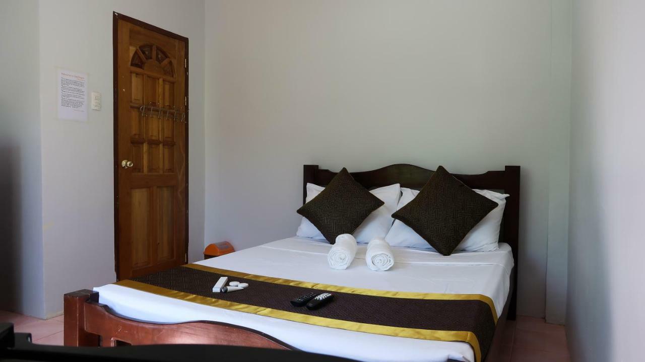Day Dream Guest House Siquijor Eksteriør bilde